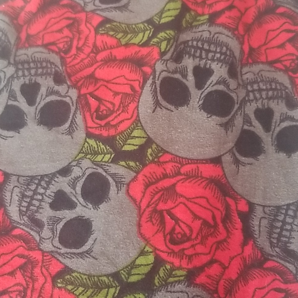 Skull and rose leggings - Picture 2 of 6